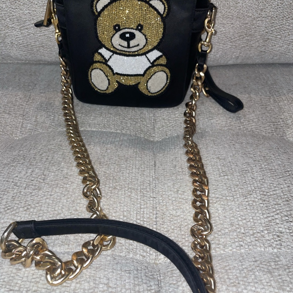 Moschino Crossbody Bag 🧸...